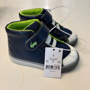 NWT See Kai Run High Top Shoes, Toddler Size 5